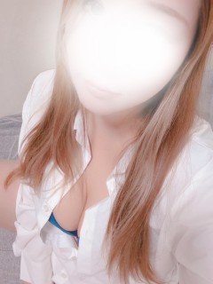 ゆりな